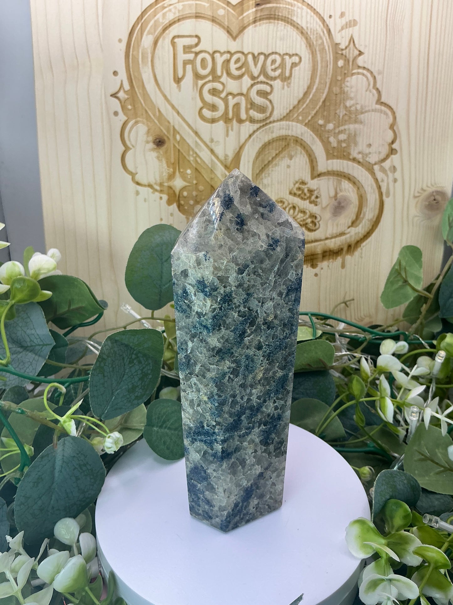 Blue Spinel Tower 708g