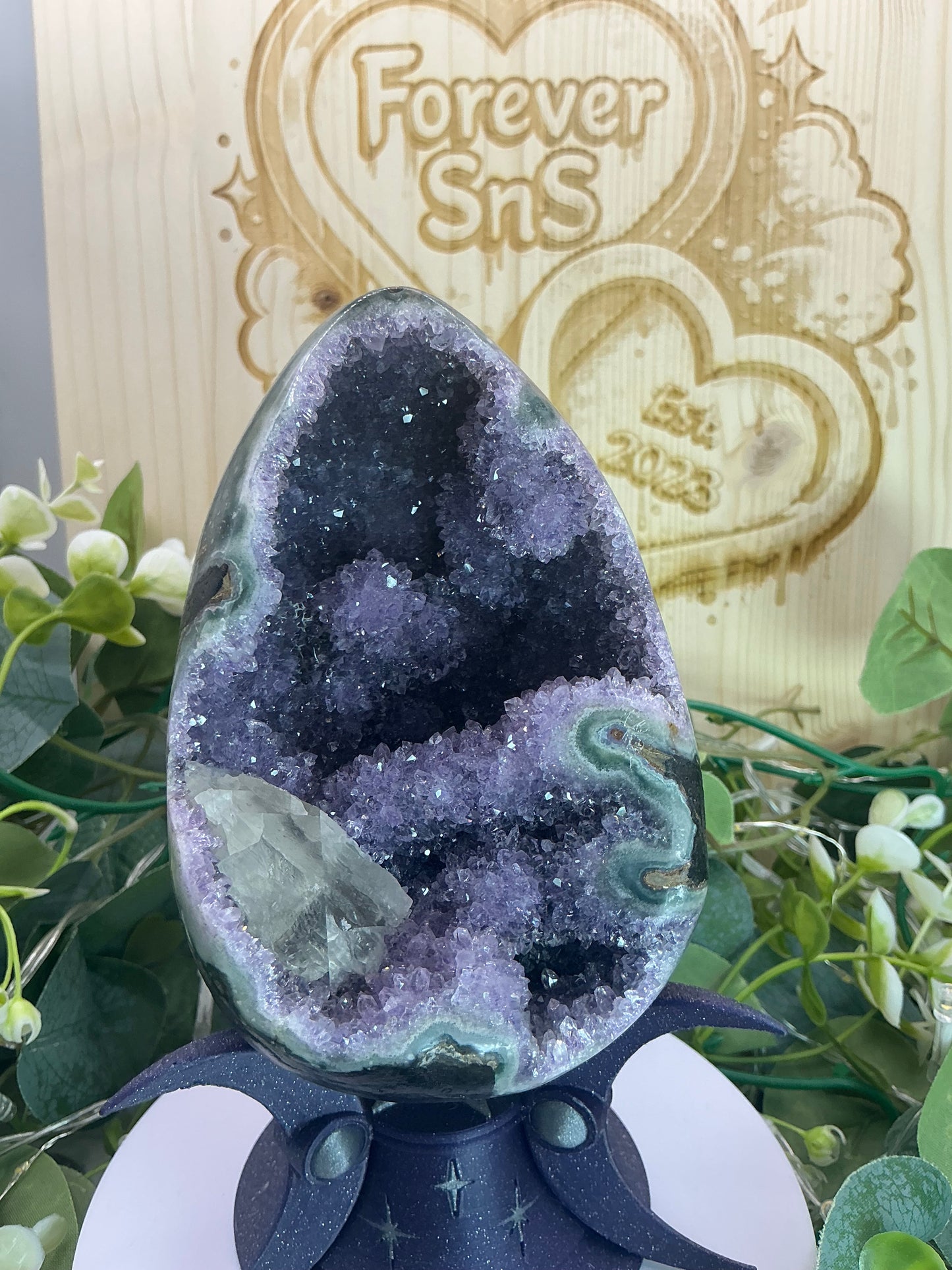 Amethyst Egg 715g (Brazilian)