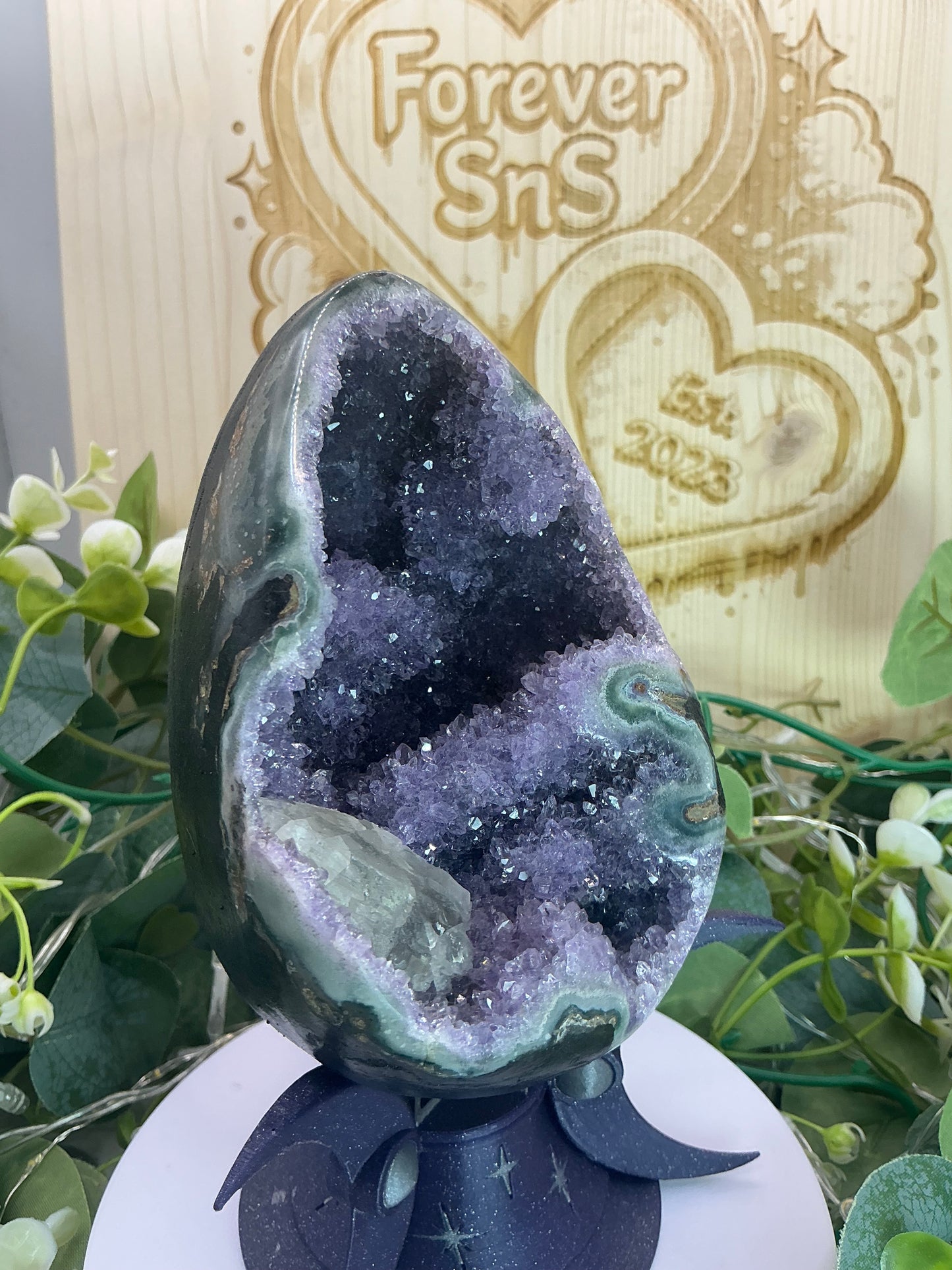 Amethyst Egg 715g (Brazilian)