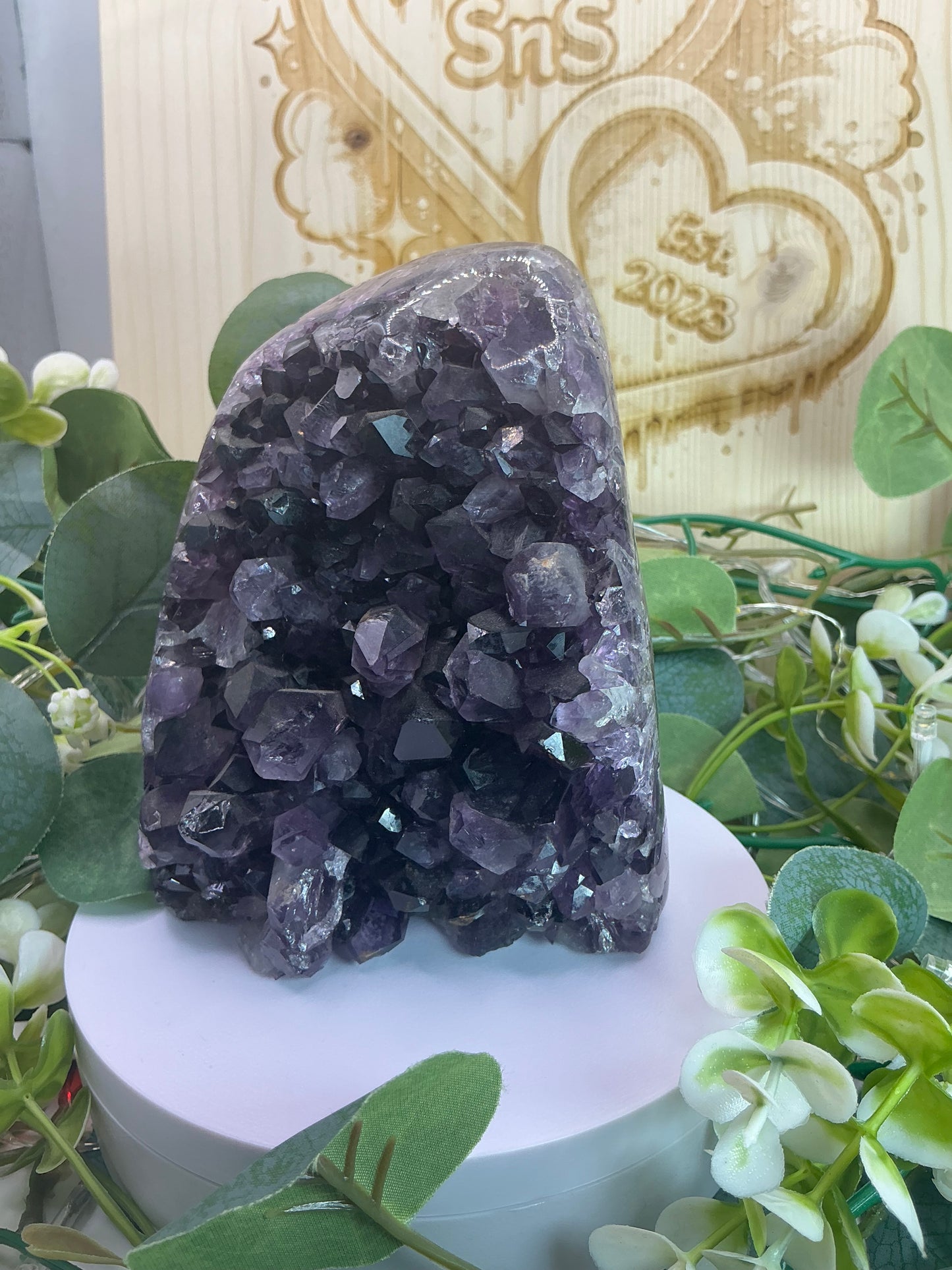 Amethyst Cutbase 1249g (Uruguayan)