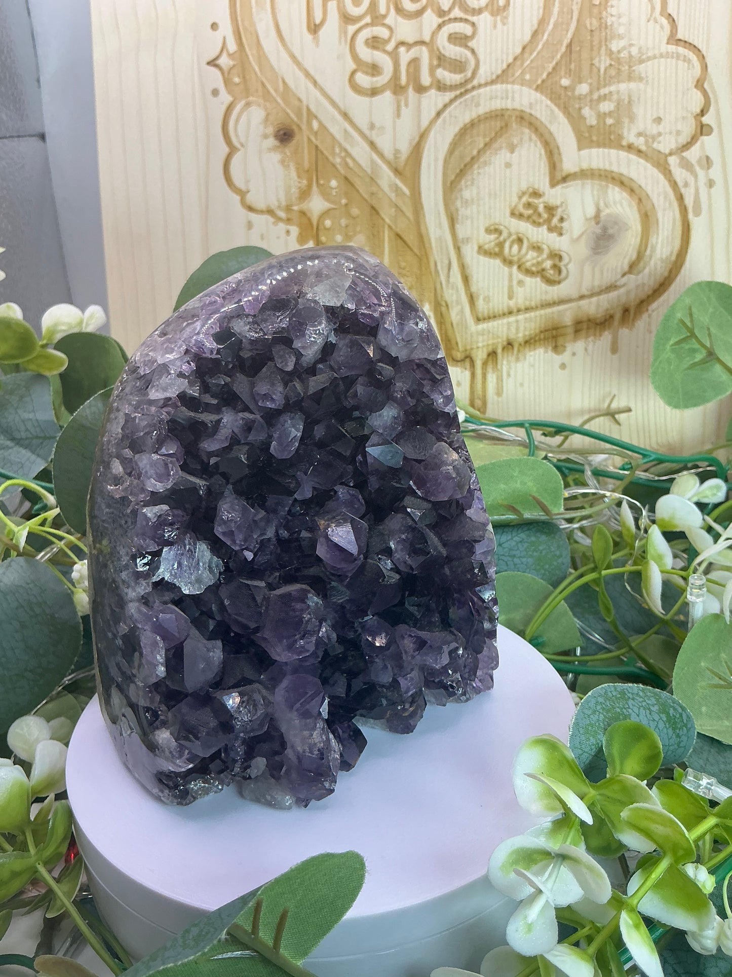 Amethyst Cutbase 1249g (Uruguayan)
