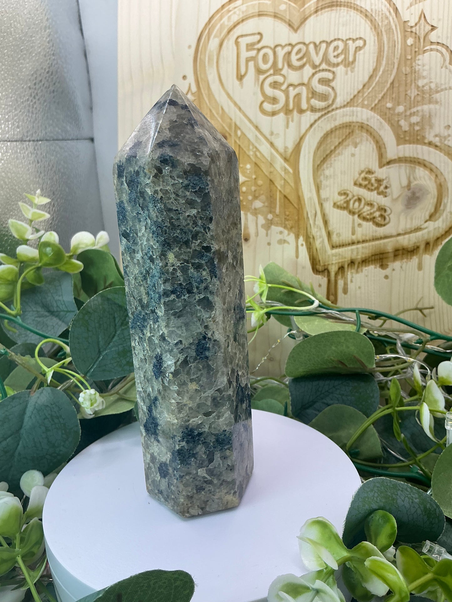 Blue Spinel Tower 708g