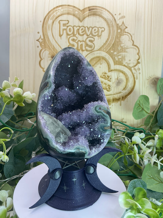 Amethyst Egg 715g (Brazilian)