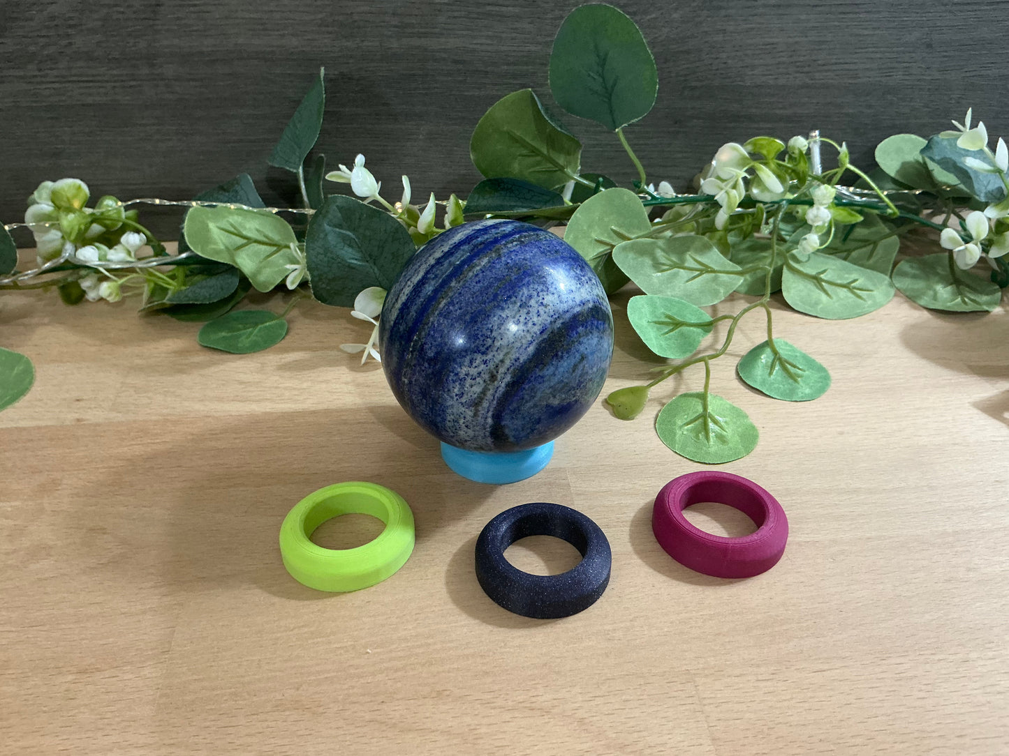 Simple Round Sphere Display