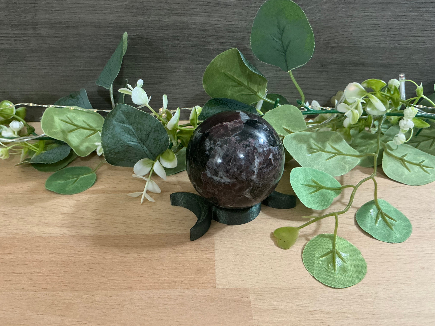 Simple Triple Moon Sphere Display