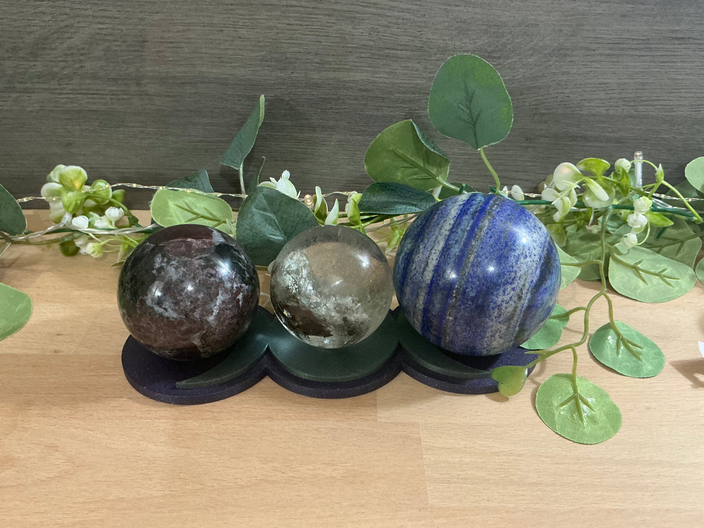 Triple Moon 3 Sphere Display Flat