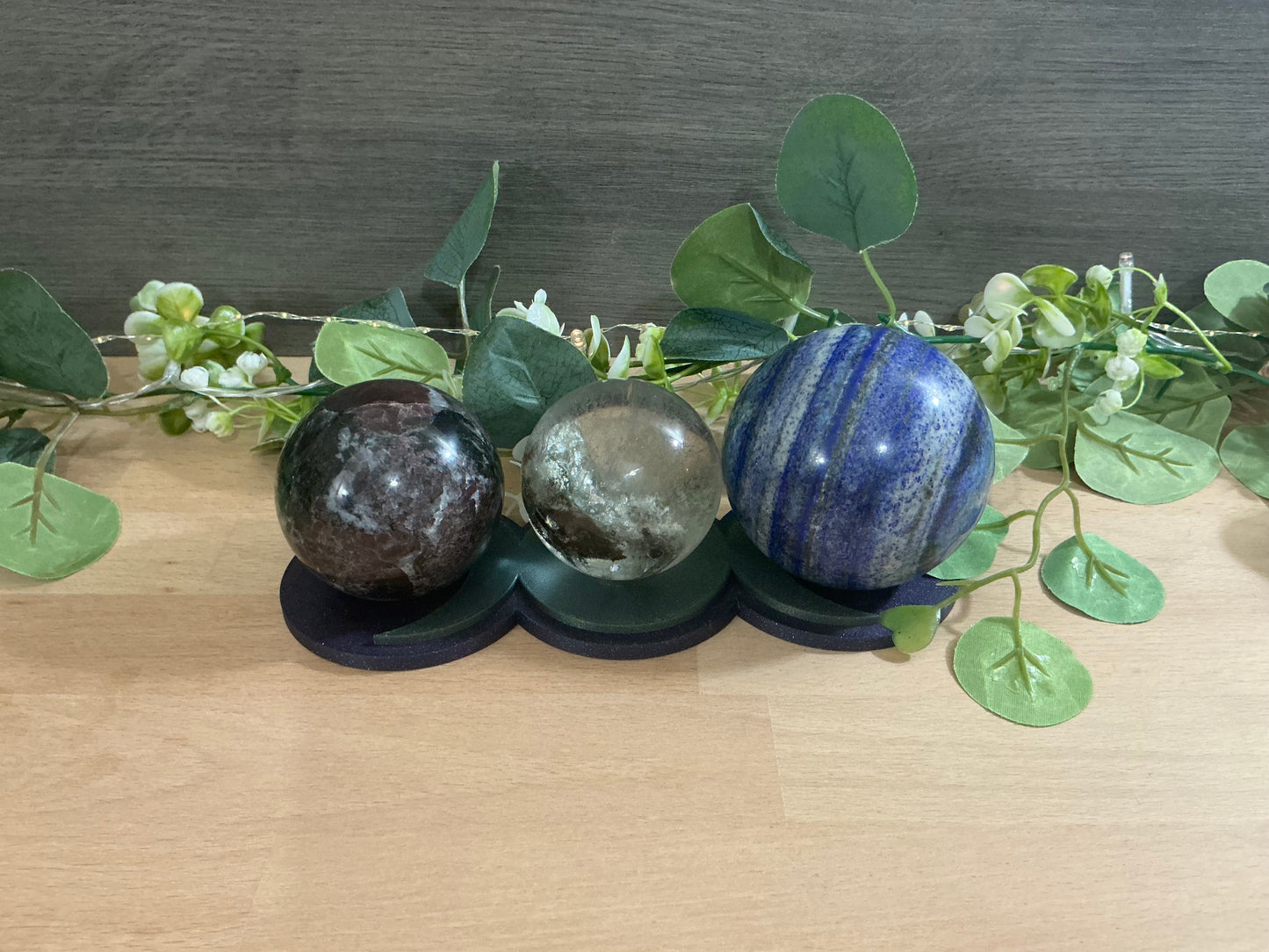 Triple Moon 3 Sphere Display Flat