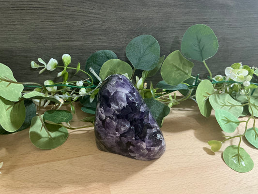 Amethyst Cutbase (Uruguayan) 646g