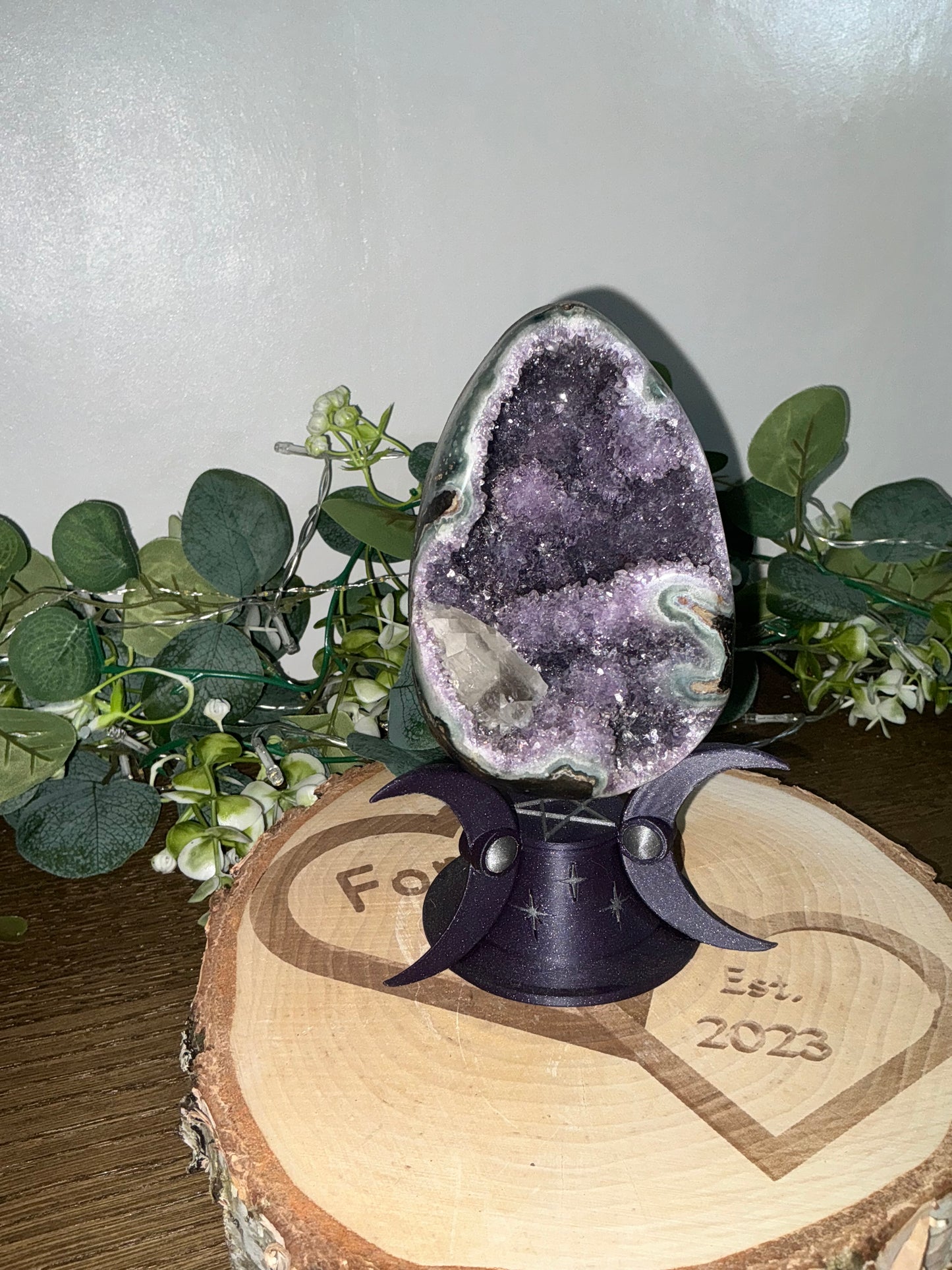 Amethyst Egg 715g (Brazilian)