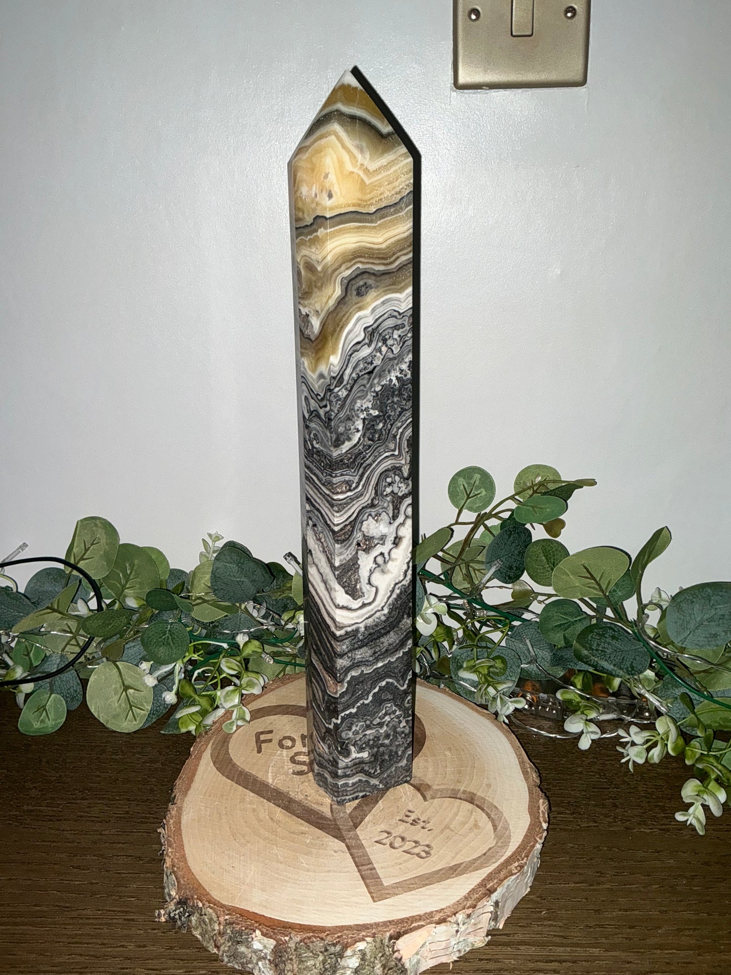Dendritic Calcite Tower 2323g