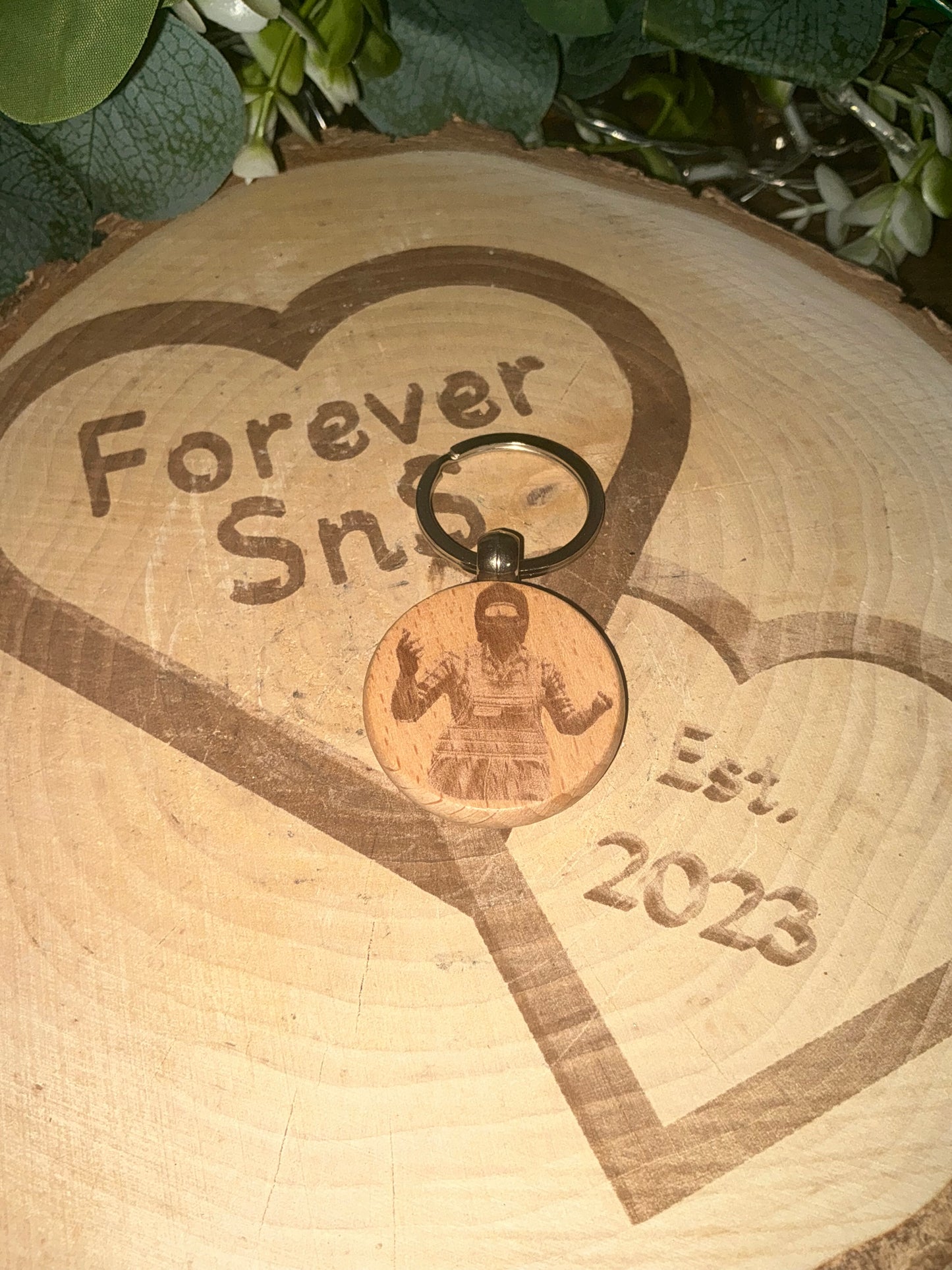 DEZBAG “ Do Your Job” Circle Wooden Keyring