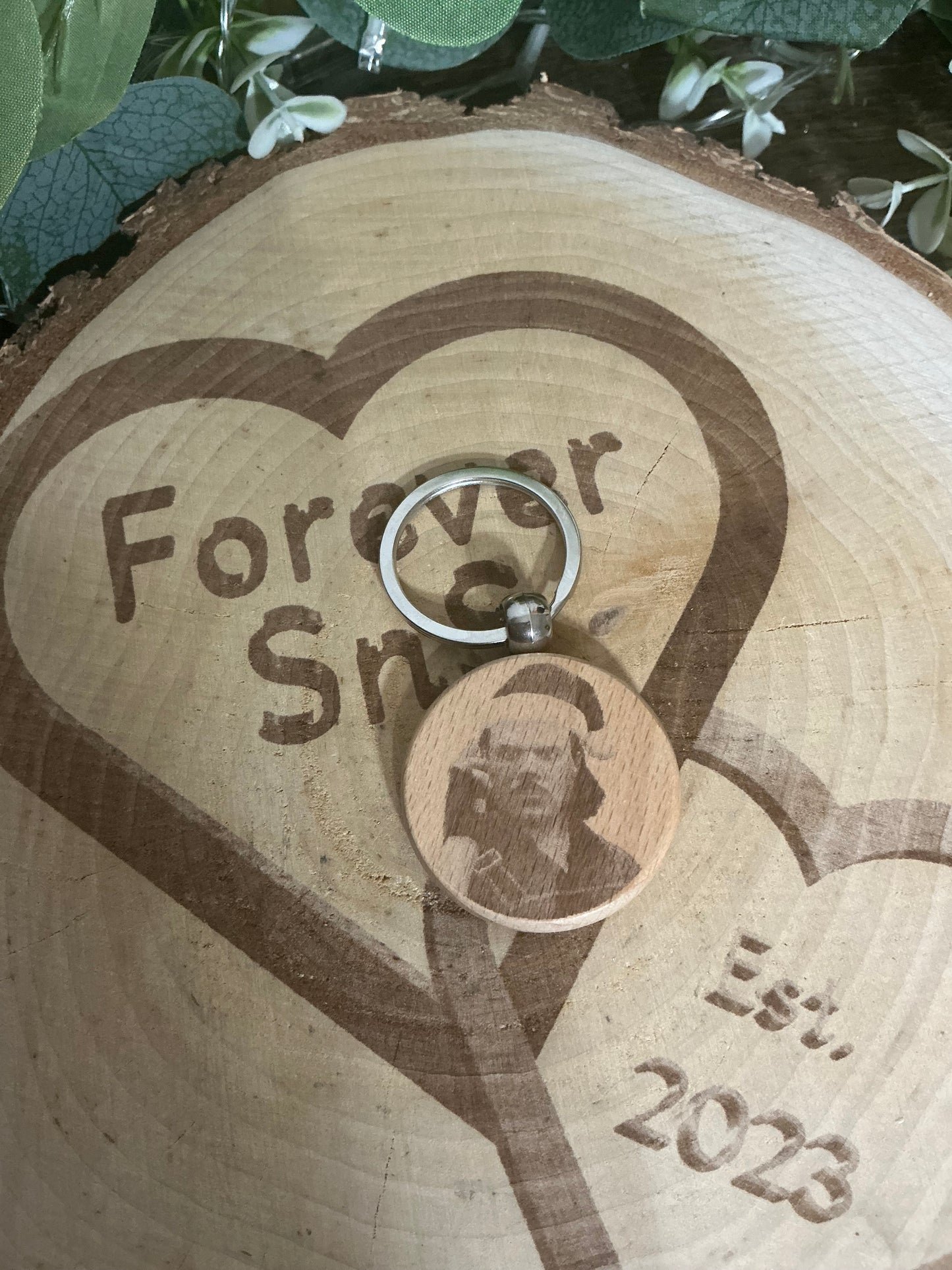 DEZBAG “Merry Dezmas!” Circle Wooden Keyring