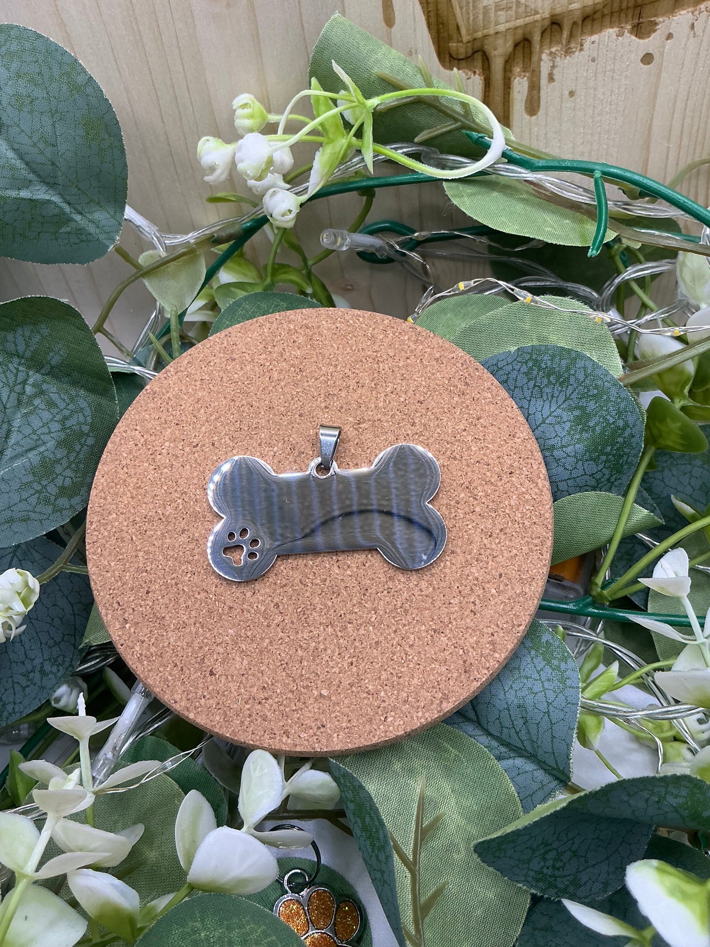 Large Paw Print Cut Out Pet Tag – Personalised Laser Engraved Dog ID Tag